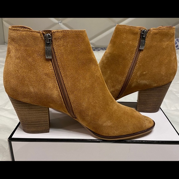 Franco Fortini Women’s Ramone Booties - Picture 3 of 8